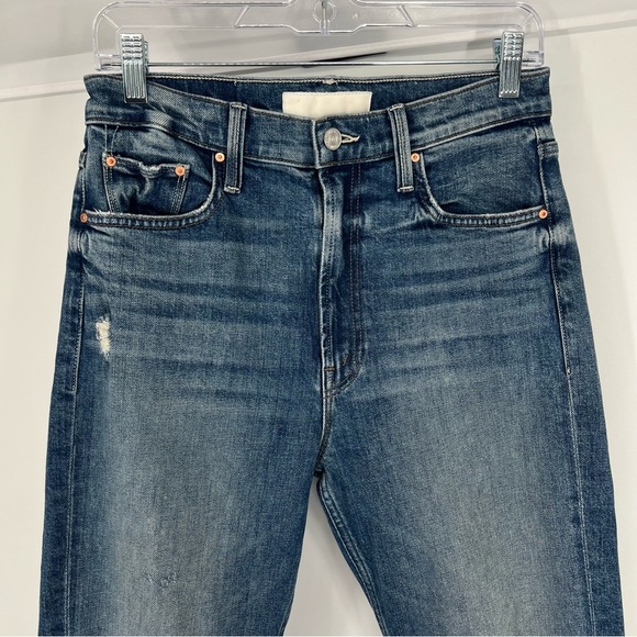 Mother High Waisted Rider Distressed Ankle Jeans in Far Beyond the Sky 28 - Picture 4 of 10